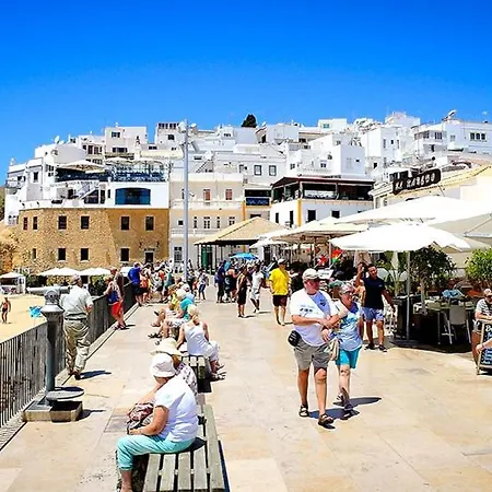 Casa * 阿尔布费拉