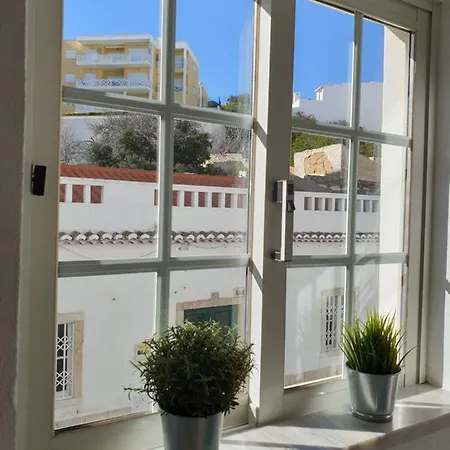 Casa *